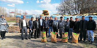 BULANIK’TA 51 TON BUĞDAY DAĞITILDI
