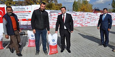 Bulanık’ta Devlet Desteğiyle 120 Ton Buğday Tohumu Dağıtılmaya Başlandı