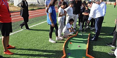 BULANIK’TA SPOR ŞENLİĞİ YAPILDI