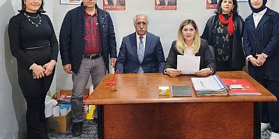 Cumhuriyet Halk Partisi Bulanık Kadın Kolları Başkanı Ay, 8 Mart Dünya Emekçi Kadınlar Günü Basın Açıklaması