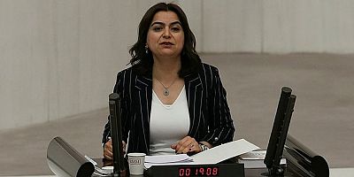 KOÇYİĞİT, KİTAP FİYATLARINI SORDU
